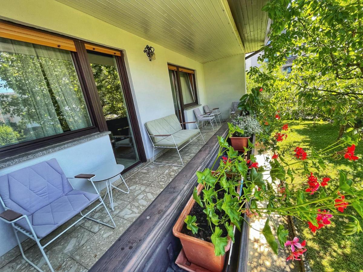 Papas Apartment Lesce  Bagian luar foto