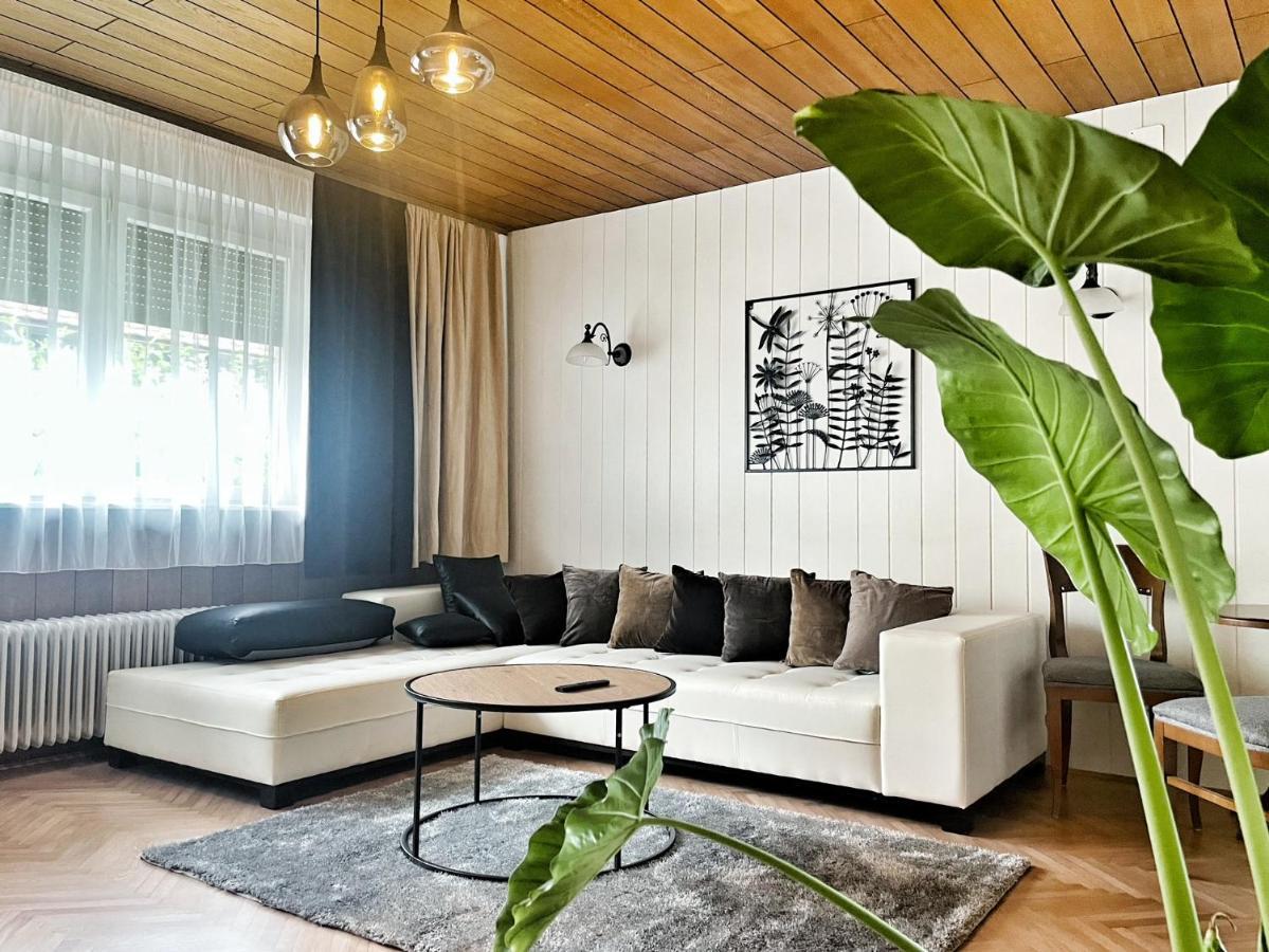 Papas Apartment Lesce  Bagian luar foto