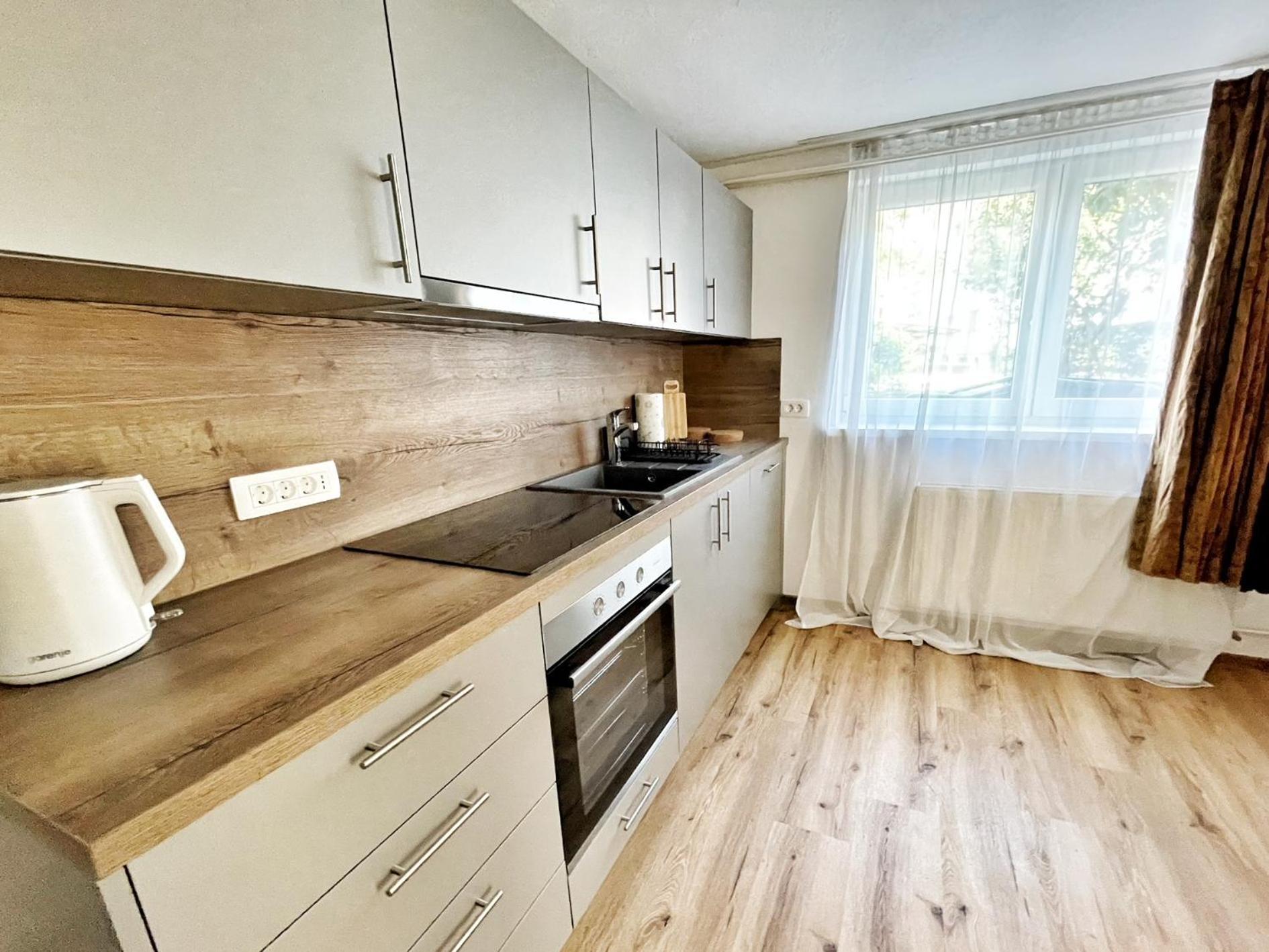 Papas Apartment Lesce  Bagian luar foto