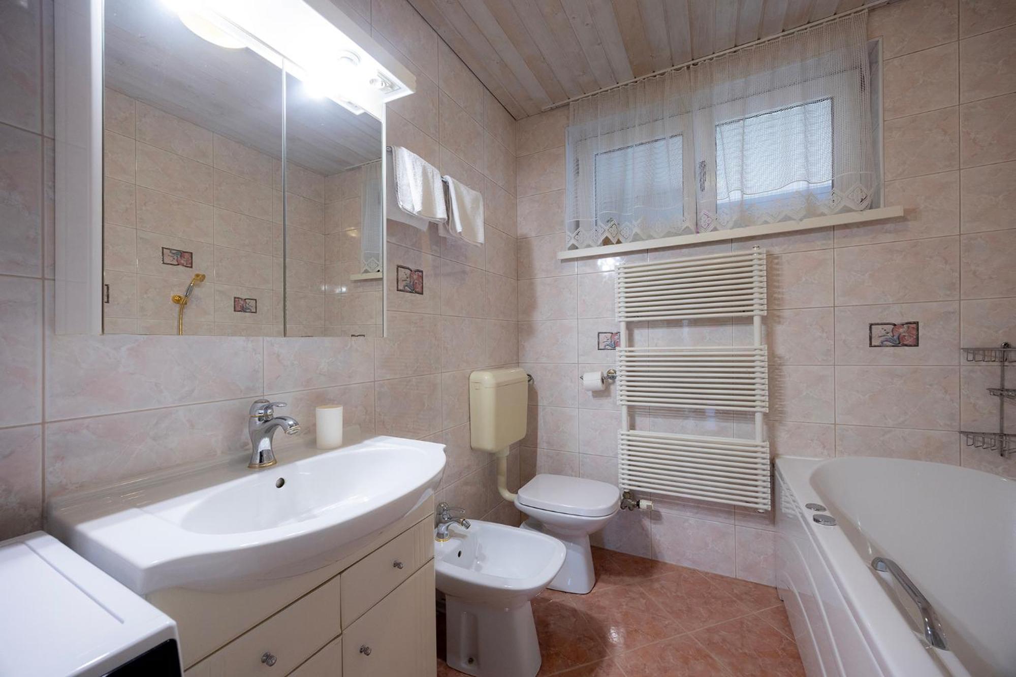Papas Apartment Lesce  Bagian luar foto