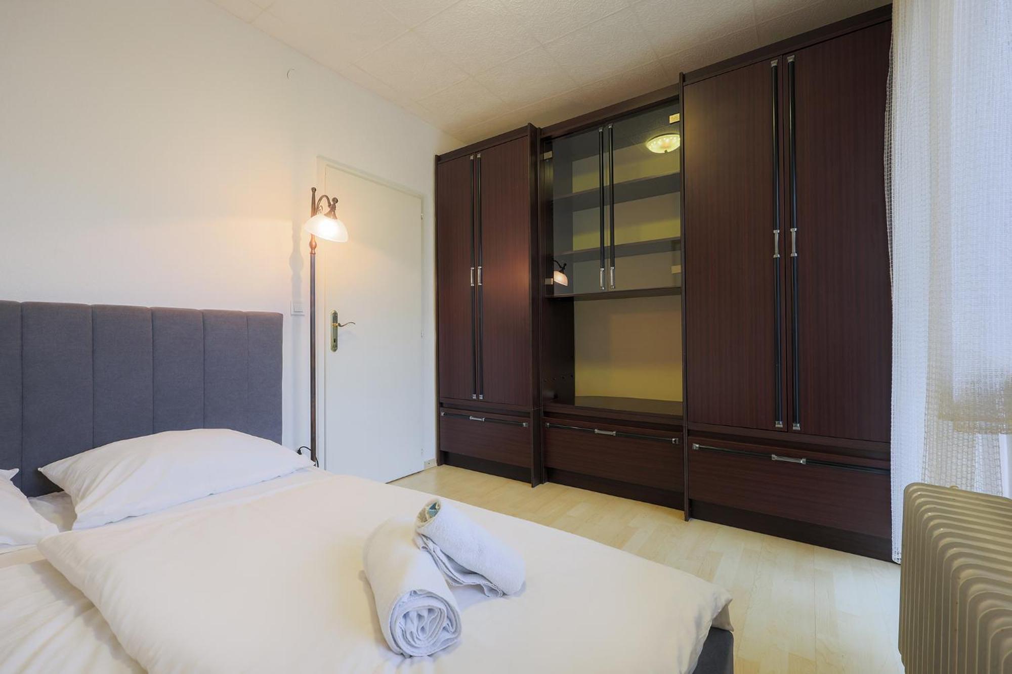 Papas Apartment Lesce  Bagian luar foto